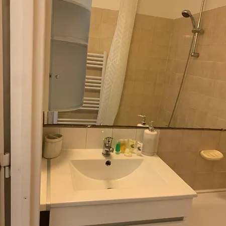 Les Pieds Dans L'eau * Fréjus
